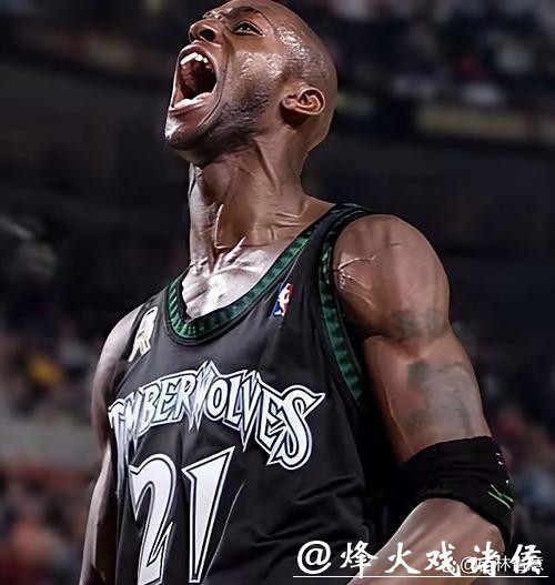 九年等待终于结束，森林狼宣布退役加内特21号球衣