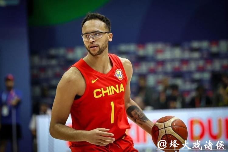 “我的根在中国”——专访中国男篮首位归化球员李凯尔