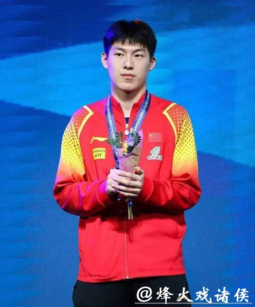 19岁温瑞博首夺成人赛冠军，该重新定义国乒“小将”这个词了